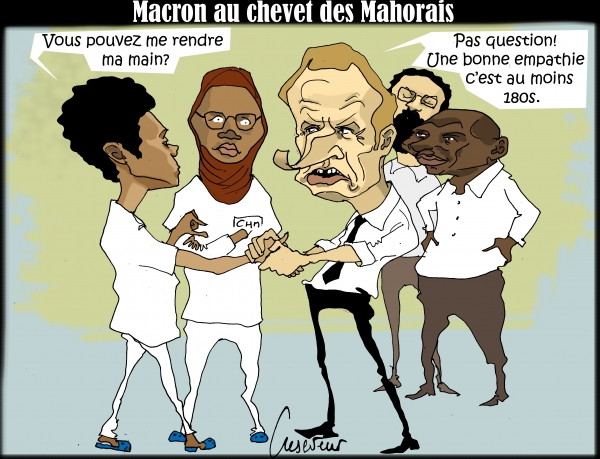 Macron au chevet de Mayotte.jpg